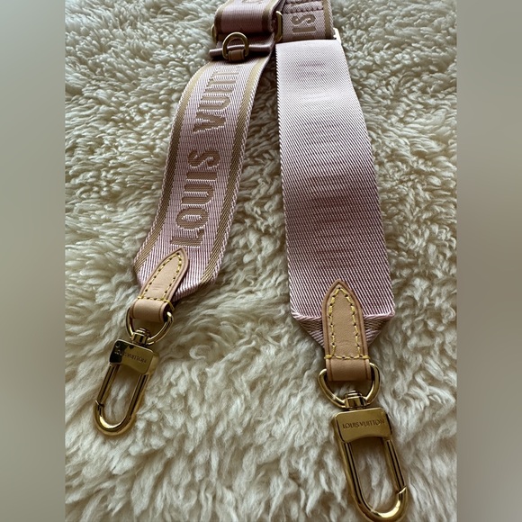 Louis Vuitton Pink and Gold Strap - Picture 4 of 5